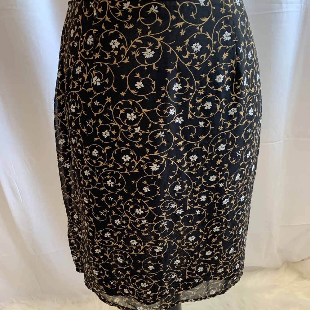 Express pencil skirt. Sheer with lining